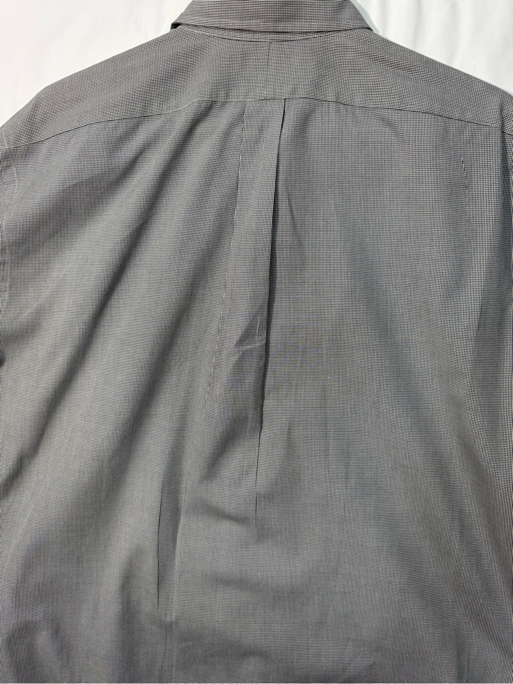 Ralph Lauren Men’s Gray Button-Down Shirt with Chest Pocket - Picture 7 of 7